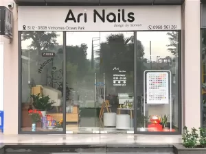 Ari Nails