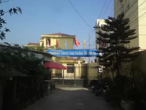 Trường THCS Thị Trấn