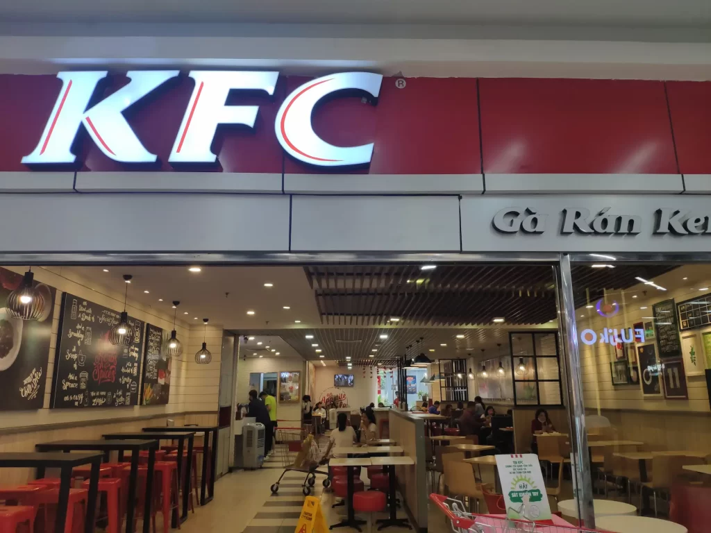 KFC BigC Hà nội 222 Đường Trần Duy Hưng, Trung Hoà