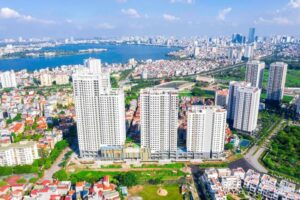 Thị trường cần nhiều giải pháp đồng bộ để giảm giá chung cư Hà Nội.