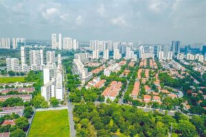 Thị trường cần nhiều giải pháp đồng bộ để giảm giá chung cư Hà Nội.